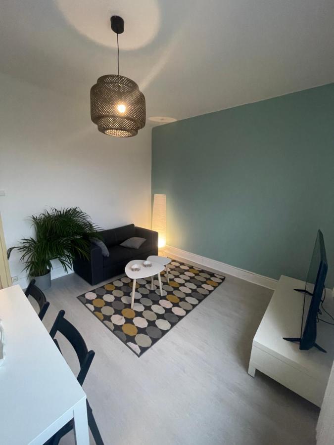 Appartement pratique porte de Lyon Grigny (Rhone) Extérieur photo