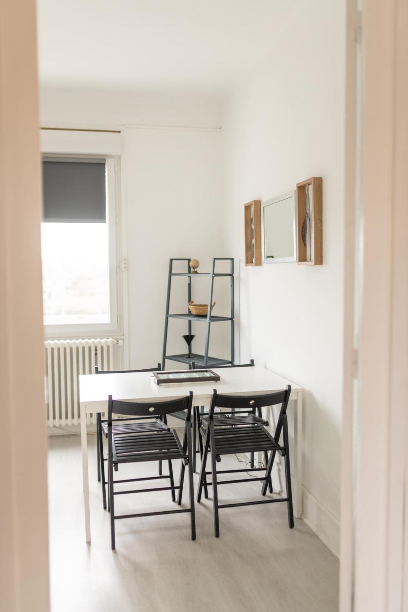 Appartement pratique porte de Lyon Grigny (Rhone) Extérieur photo